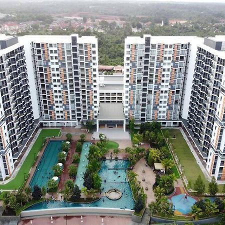 Casa Raudhah @ Timurbay Seafront Residence Kampung Sungai Karang المظهر الخارجي الصورة